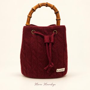Bolso bombonera granate con asa de bambú – La Matilda